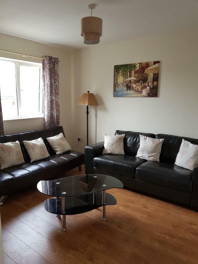 Апартаменты Newcastle Townhouse Голуэй Экстерьер фото